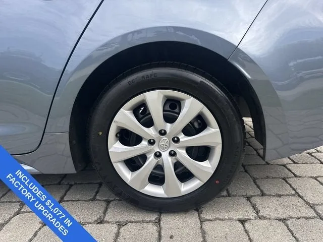 2024 Toyota Corolla LE photo 11
