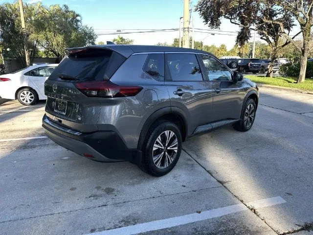 2023 Nissan Rogue SV photo 38