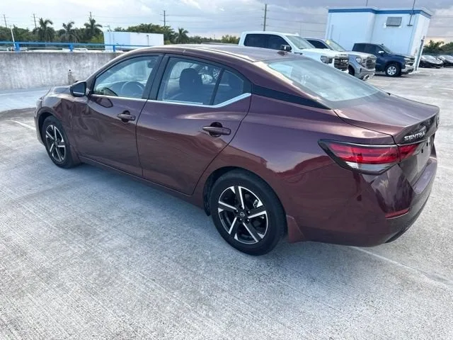 2025 Nissan Sentra SV photo 17