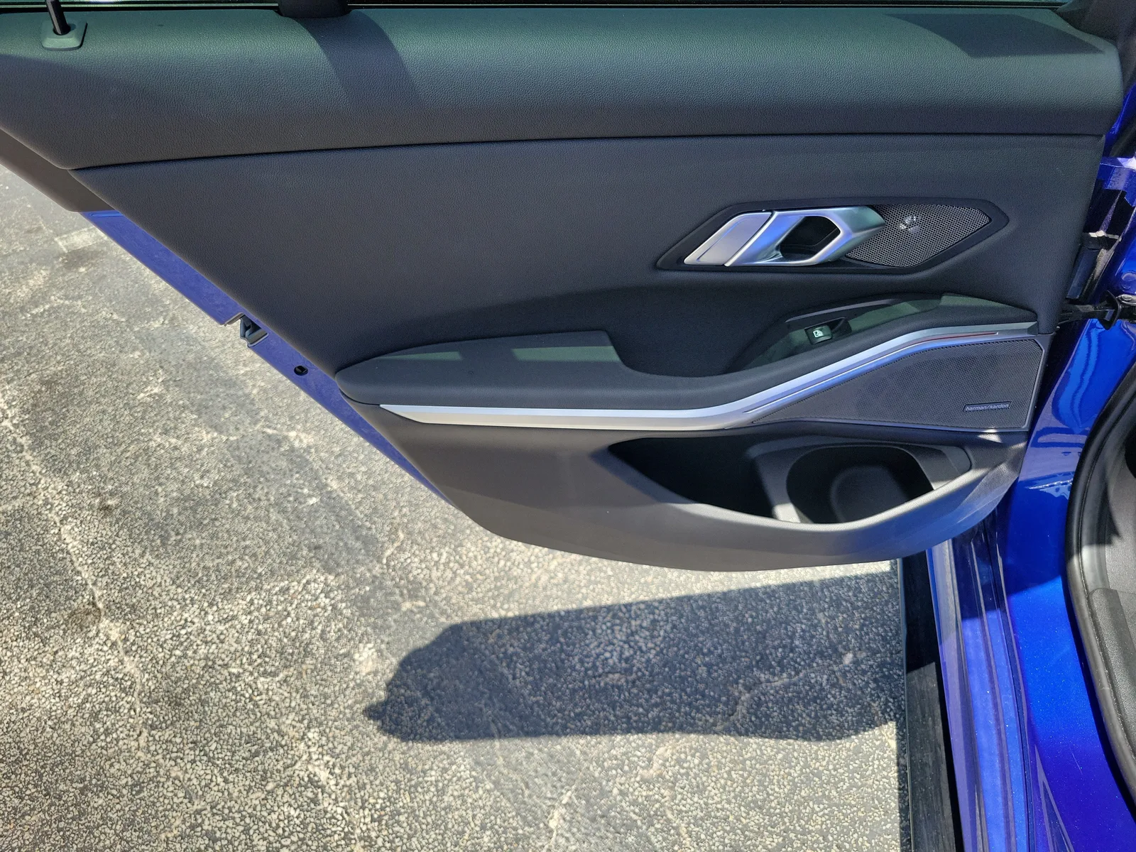 2020 BMW 3 Series 330i photo 15