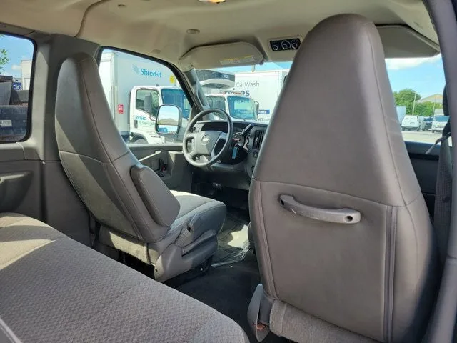 2019 Chevrolet Express Passenger 3500 LT photo 14