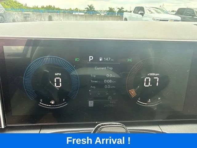 2025 Hyundai Santa Fe SEL photo 5