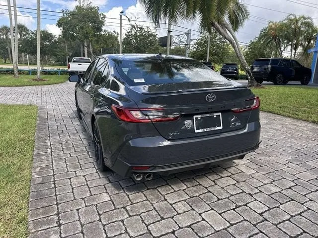 2025 Toyota Camry LE photo 33