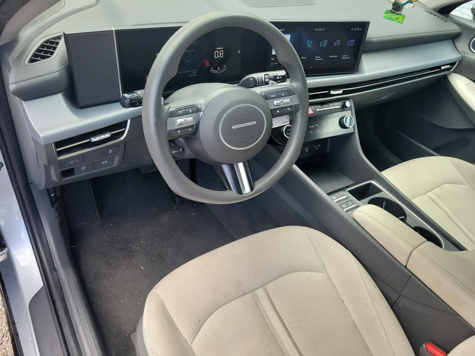 2025 Hyundai Sonata SEL photo 12