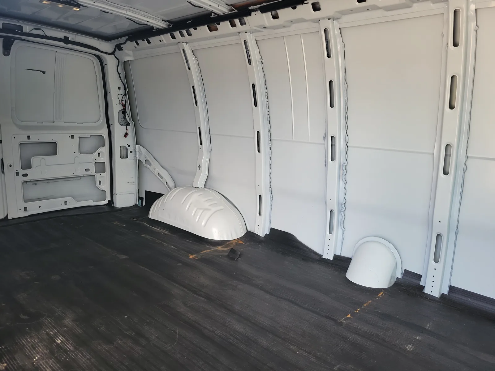 2025 Chevrolet Express Cargo WT photo 13