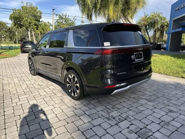 2023 Kia Carnival EX photo 34
