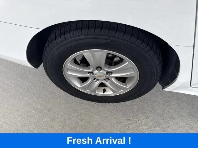 2015 Chevrolet Impala LS photo 20
