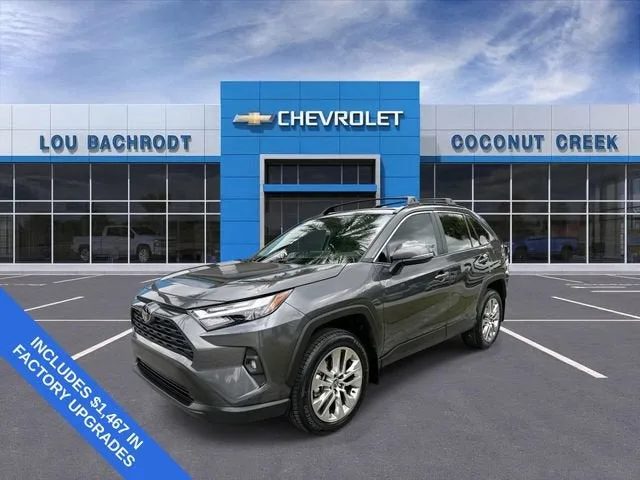 2024 Toyota RAV4 XLE Premium photo 4
