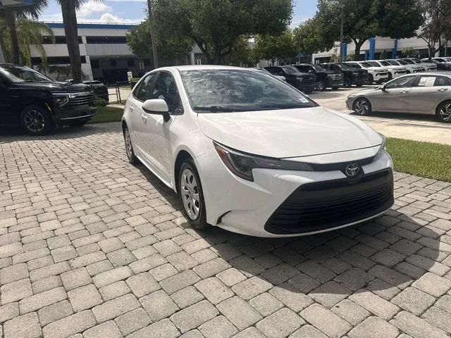 2024 Toyota Corolla LE photo 16