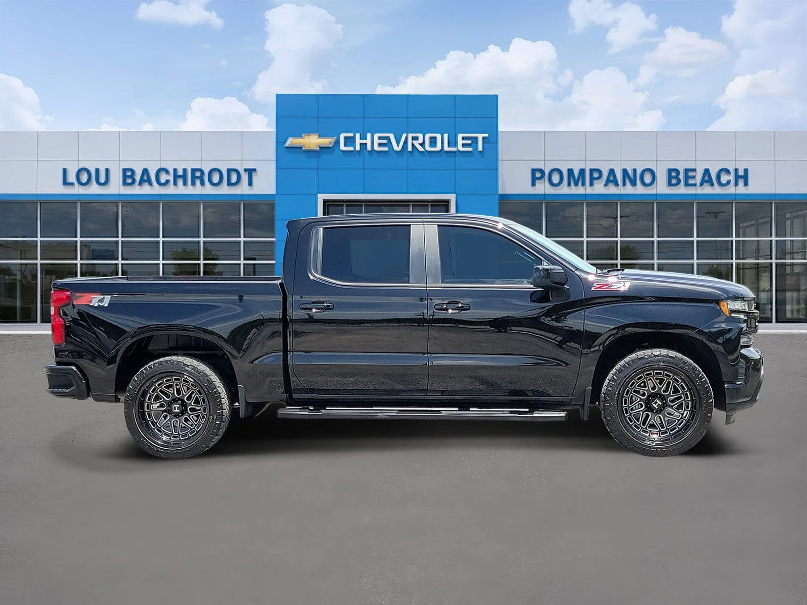 2022 Chevrolet Silverado 1500 LTD RST photo 2