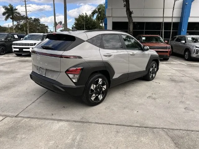 2025 Hyundai Kona SEL photo 38