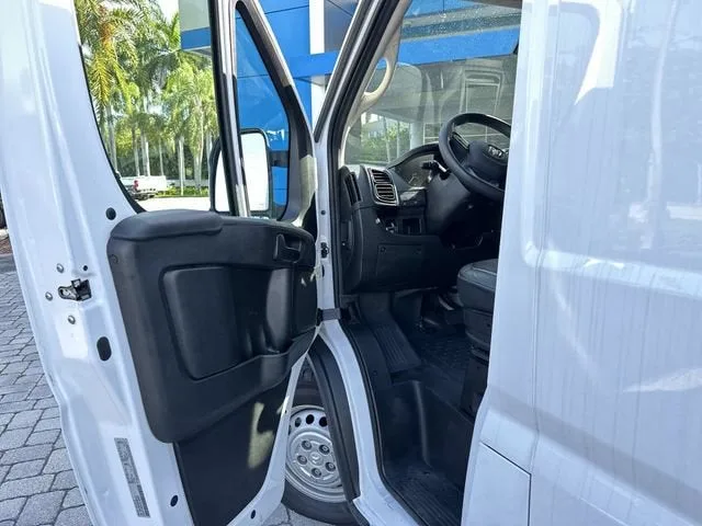 2025 RAM ProMaster Cargo Van Tradesman photo 22