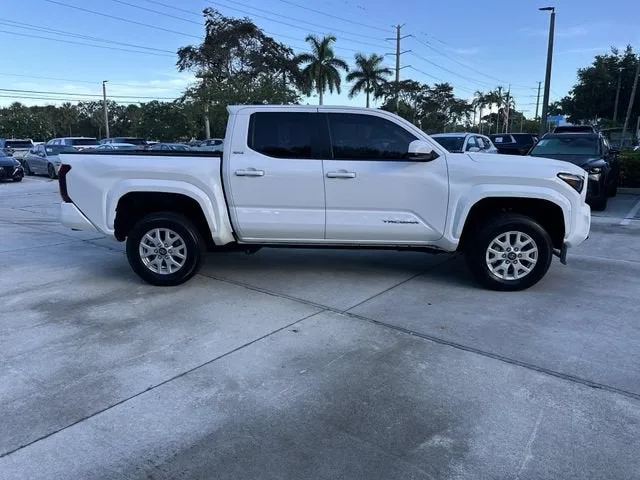 2024 Toyota Tacoma 2WD SR5 photo 14