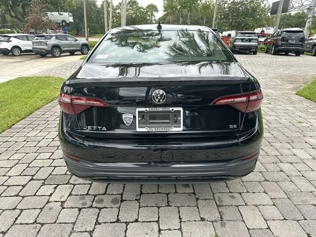 2024 Volkswagen Jetta SE photo 36