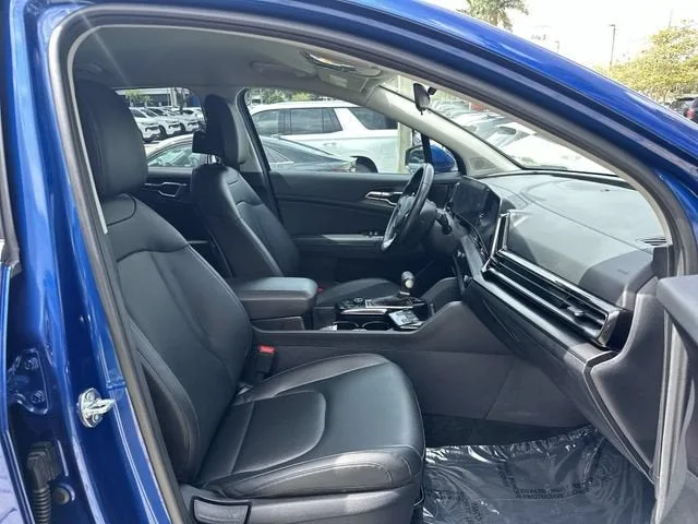 2025 Kia Sportage EX photo 29
