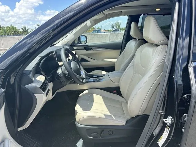 2024 INFINITI QX60 LUXE photo 30