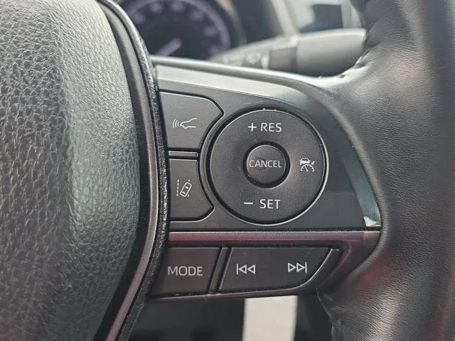2023 Toyota Camry SE photo 28