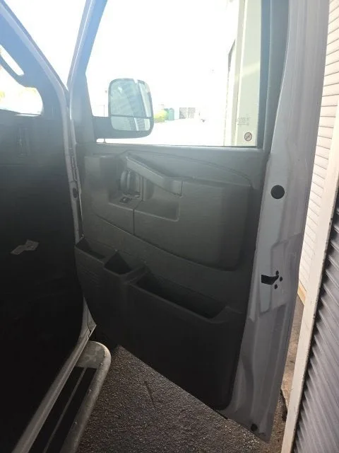 2025 Chevrolet Express Cargo WT photo 25