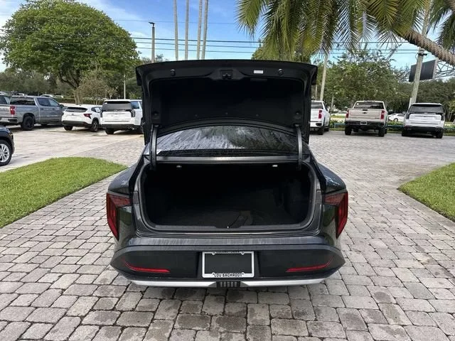 2025 Kia K4 LXS photo 28