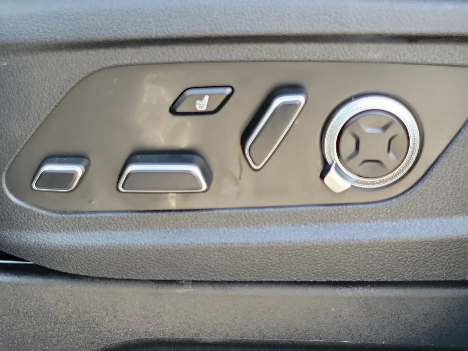2024 Hyundai Palisade Calligraphy Night Edition photo 25
