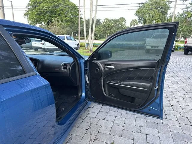 2023 Dodge Charger Scat Pack photo 23