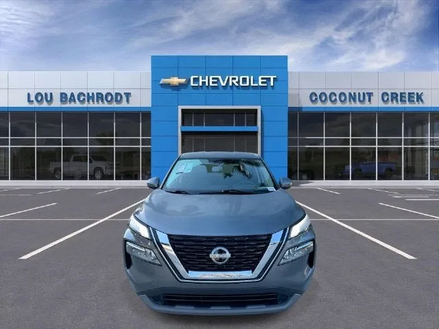 2023 Nissan Rogue SV photo 3