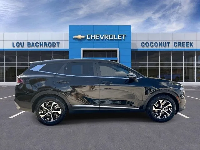 2023 Kia Sportage EX photo 9