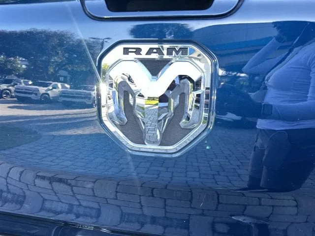 2022 RAM 1500 Big Horn photo 37