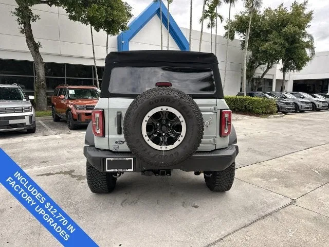 2023 Ford Bronco Base photo 36