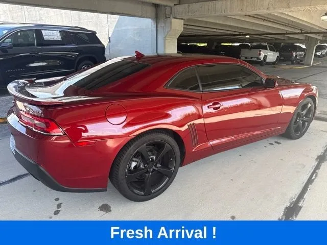 2015 Chevrolet Camaro LT photo 11