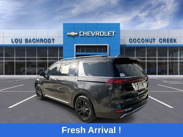 2024 Kia Carnival SX Prestige photo 6