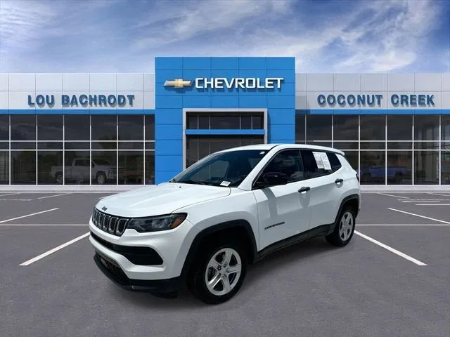 2023 Jeep Compass Sport photo 4