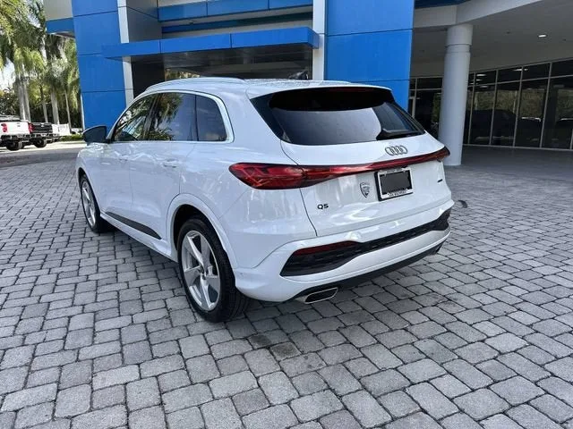 2025 Audi Q5 Prestige photo 34