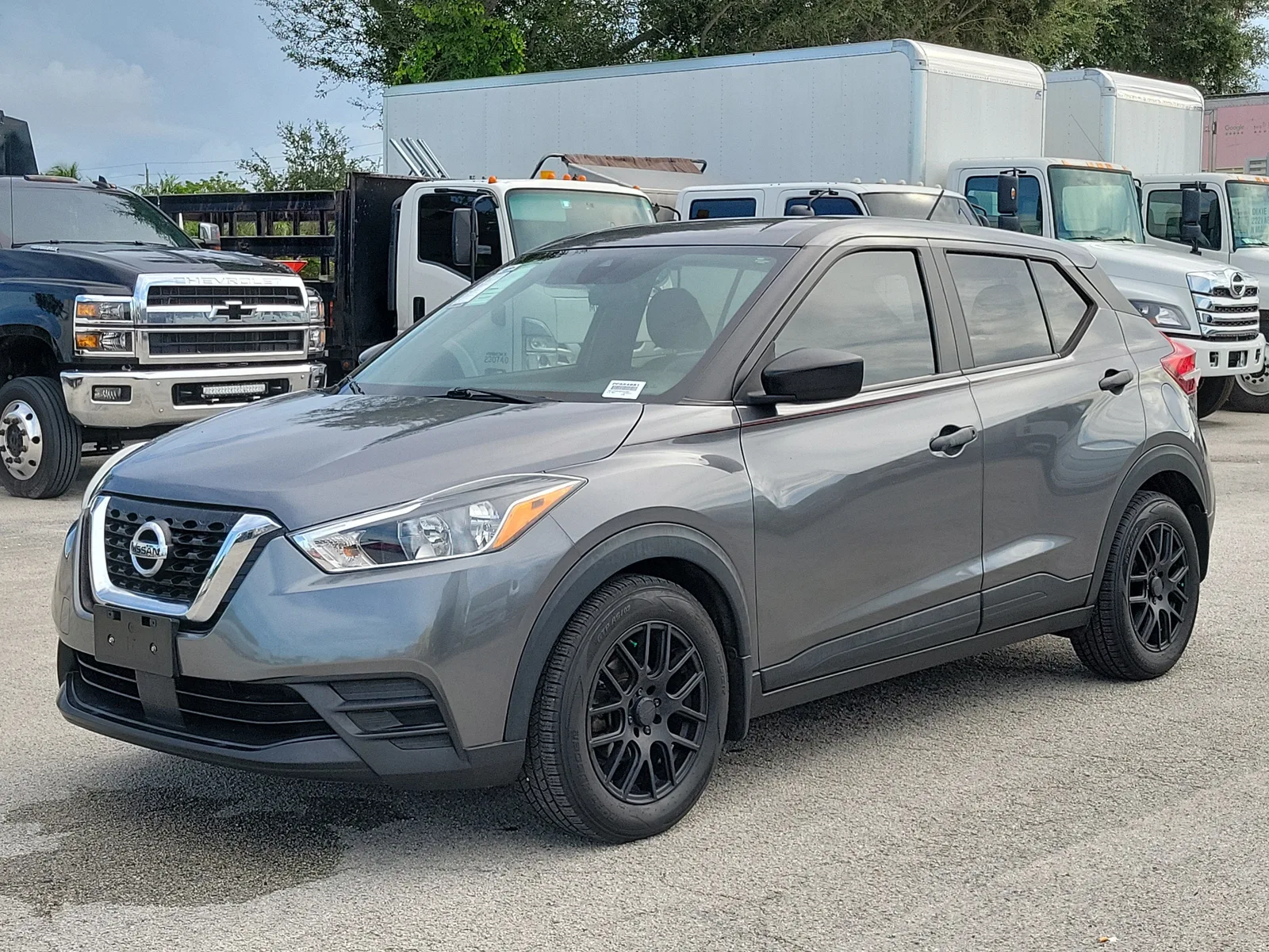 2020 Nissan Kicks S photo 7