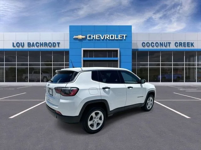2023 Jeep Compass Sport photo 8
