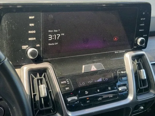 2023 Kia Sorento X-Line EX photo 13