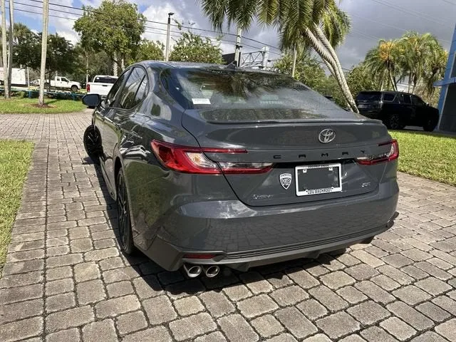 2025 Toyota Camry LE photo 12