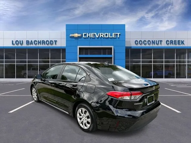 2024 Toyota Corolla LE photo 6