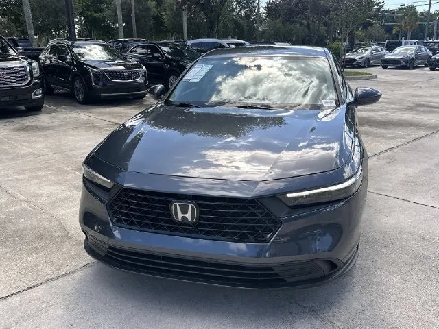 2025 Honda Accord Sedan LX photo 37