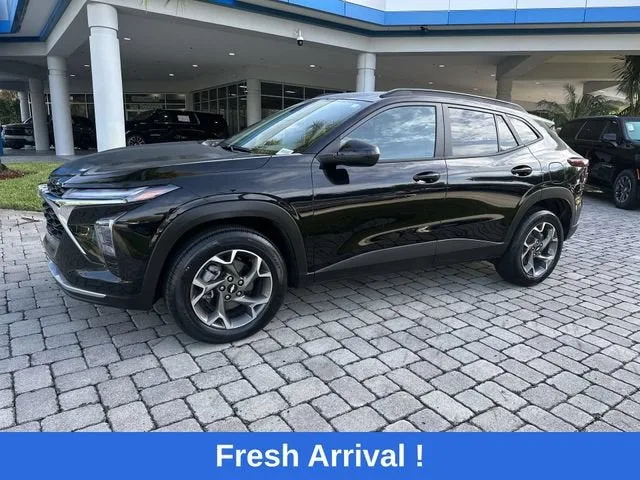 2024 Chevrolet Trax LT photo 21