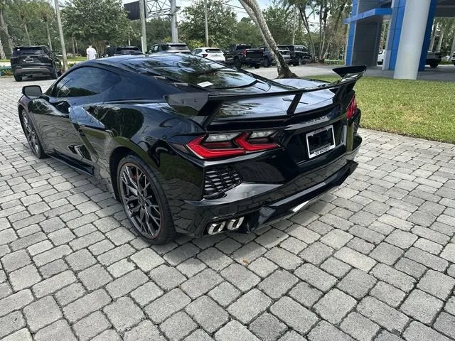 2023 Chevrolet Corvette Stingray 2LT photo 35
