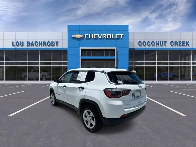 2023 Jeep Compass Sport photo 6