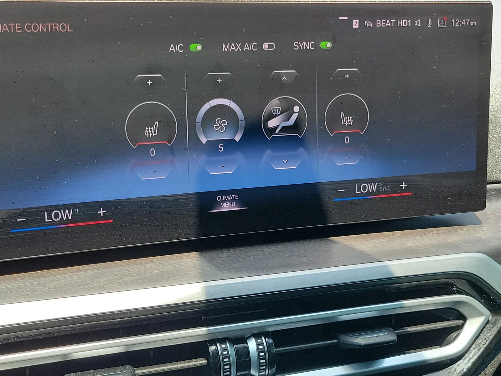 2023 BMW 3 Series 330i photo 30