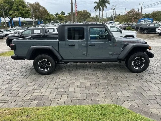 2026 Jeep Gladiator Rubicon photo 14