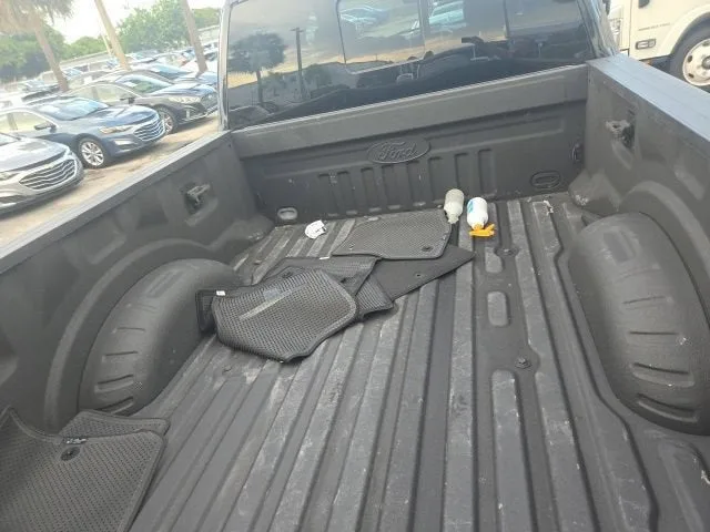2019 Ford Super Duty F-250 SRW XL photo 4