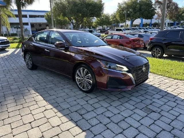 2023 Nissan Altima 2.5 SL photo 16