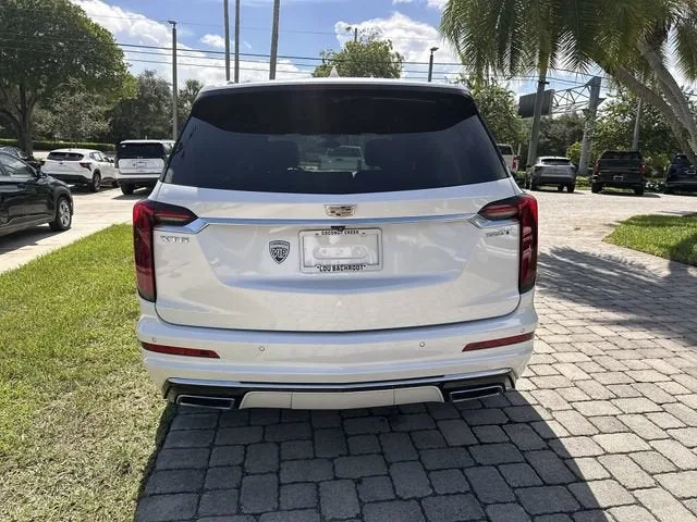 2024 Cadillac XT6 Luxury photo 33