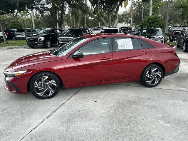2025 Hyundai Elantra SEL Sport photo 37