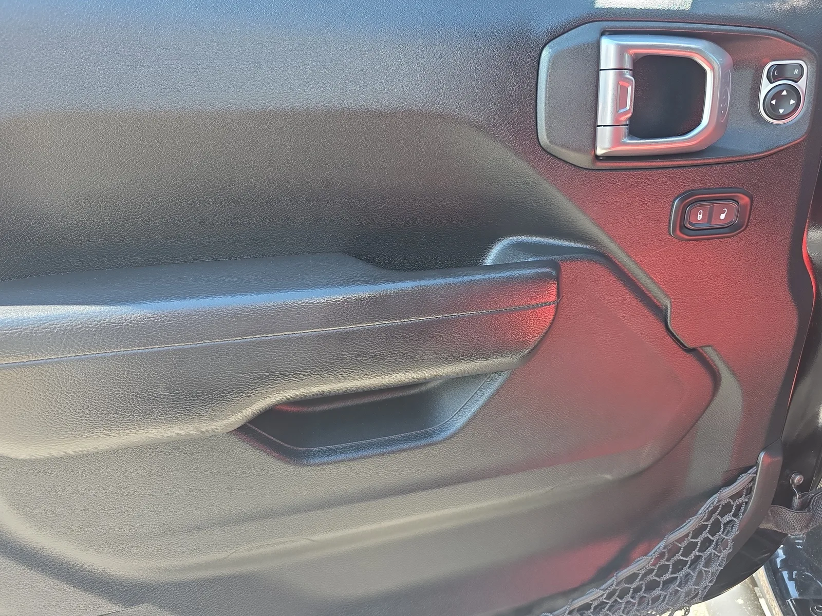 2020 Jeep Wrangler Unlimited Rubicon photo 20