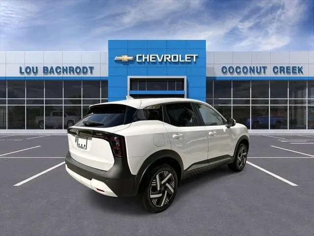 2025 Nissan Kicks SV photo 8